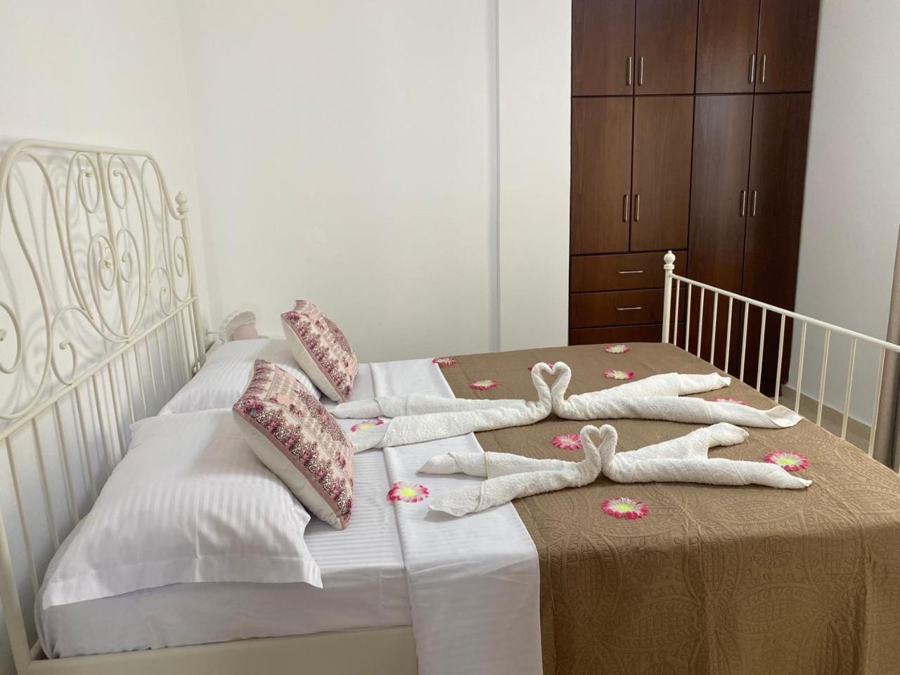 סרנדה Tarace Sea View Apartment מראה חיצוני תמונה